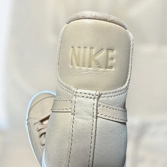 Women’s Nike Blazer Mid PRM MF Tan/White Size 9.5 - Picture 4 of 9